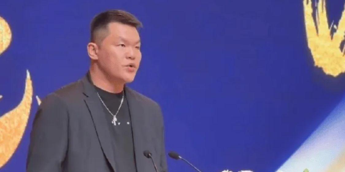 广东队出征仪式！朱芳雨不低调了，喊出夺取12冠的口号