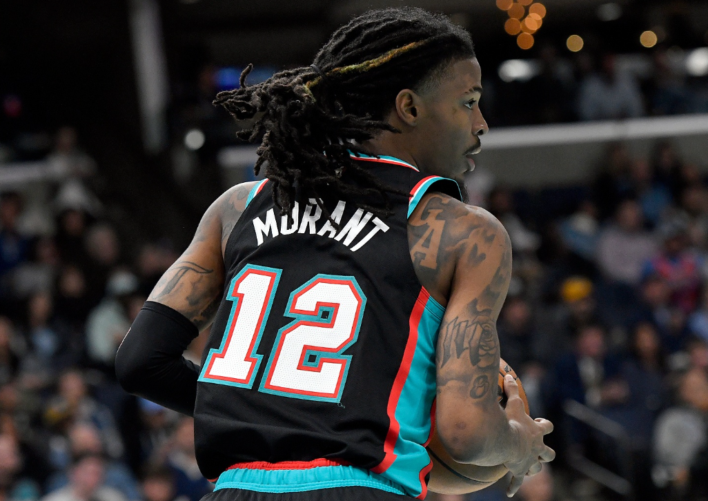 3年前还是NBA门面，1.9亿先生，如今场均17+36%，成球队弃将