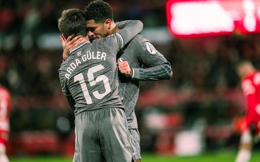 记者：皇马在中场梦想的引援目标是维蒂尼亚