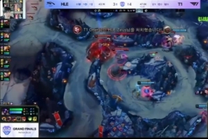 KeSpa杯决赛：Zeus安蓓萨率先阵亡，T1野区激战1换4大胜HLE拿大龙