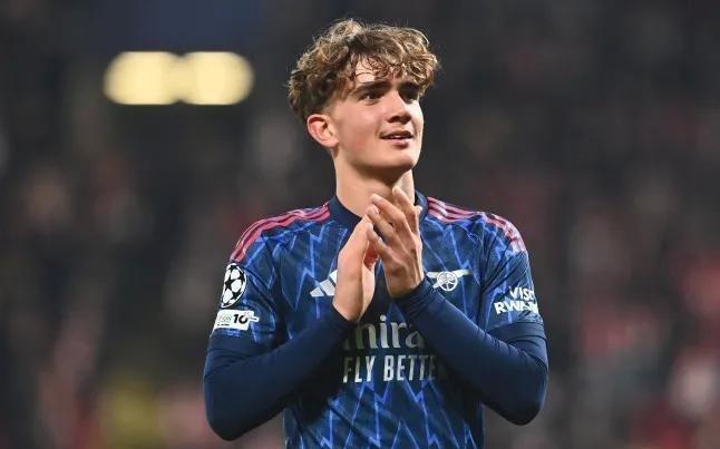 斯基拉：道曼选择留在枪手，并将在2026年签下首份职业合同