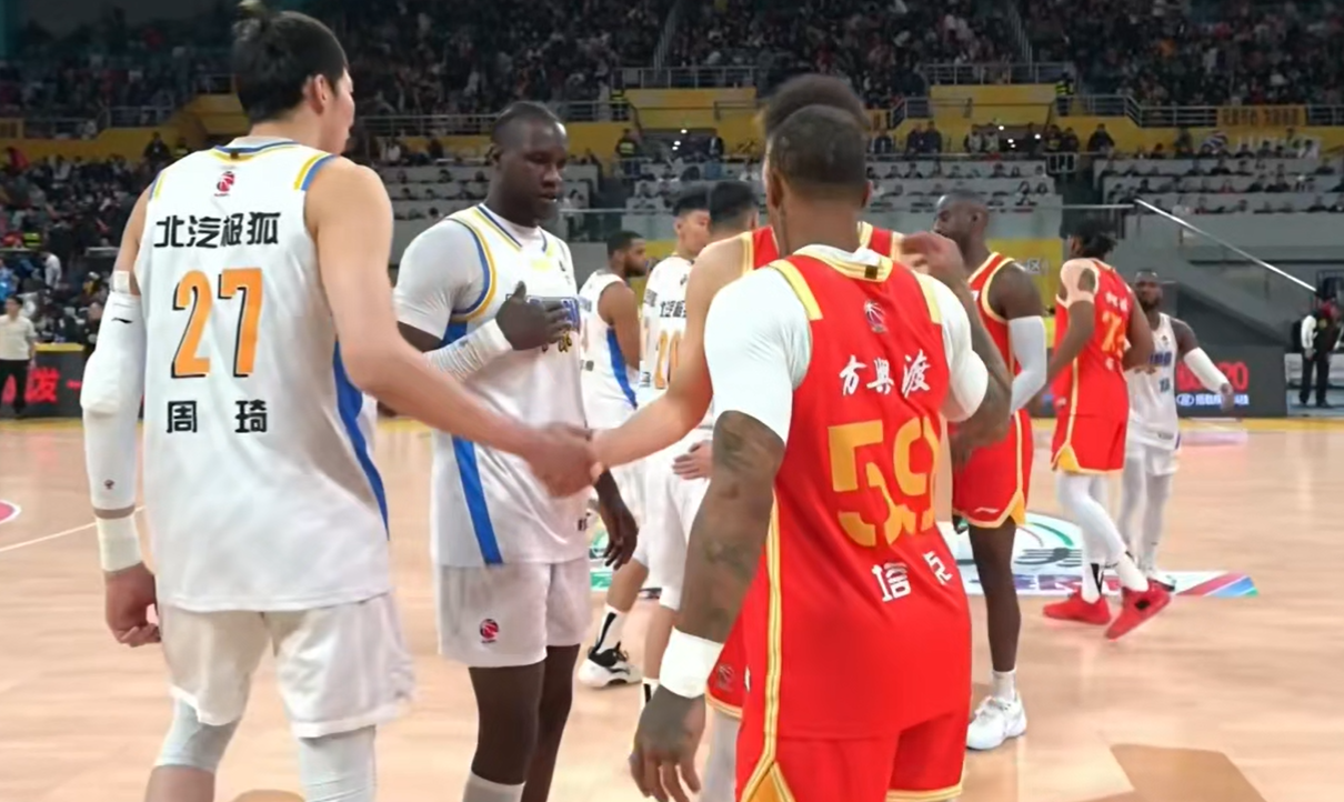 CBA疯狂一夜！徐杰缺阵，广东升至第二，广厦再胜北京，守住榜首