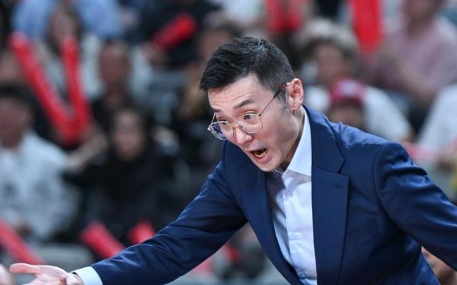 CBA最新消息！广东宏远第四外援确定，王薪凯离开新疆男篮