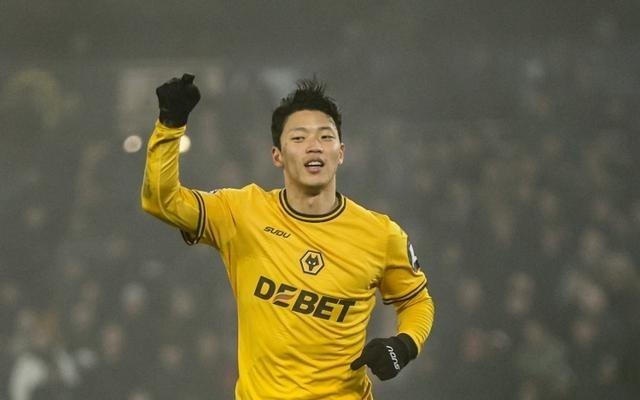 talkSPORT：狼队不愿放拉尔森&黄喜灿