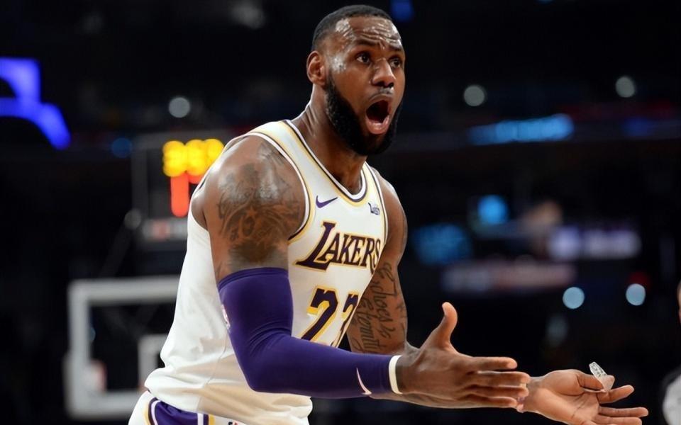 赢得艰难输得彻底！湖人8胜4负居然12分，逆风就投降没詹皇不行