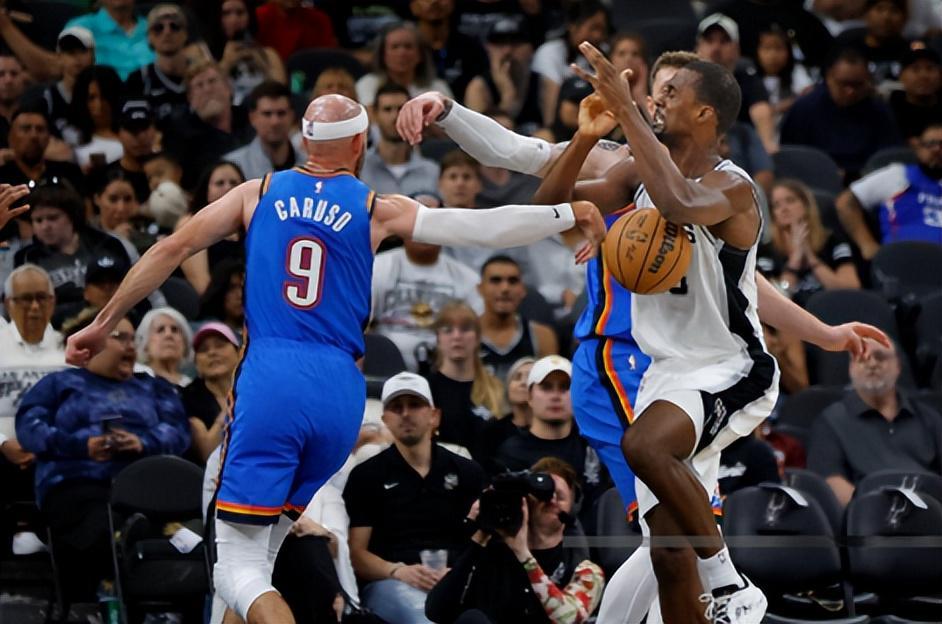 同样40场比赛雷霆取得33胜7负！73胜勇士和72胜公牛，战绩如何呢