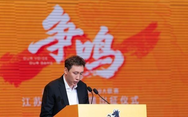 江苏肯帝亚男篮出征CBA新赛季：全力冲击季后赛