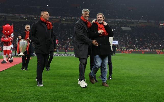 前米兰后卫加利谈米兰德比：米兰不要过度退守预测比分11