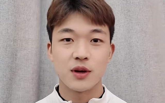 茹萨抵达成都严鼎皓不走了中场重组只差队长郑智拿西海岸练手