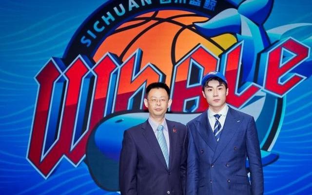 扎心！CBA新科榜眼首秀16中9轰23分全场最高，此前公开讨薪惹争议