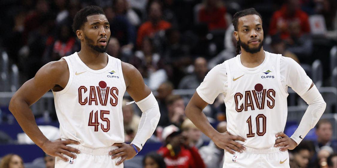 豪掷1.6亿奢侈税，11战8败主场被嘘！NBA最贵球队为何突然崩盘