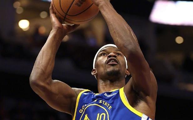 库里31+5+单节20分刷爆神迹，爵士双星57分，勇士走出惨败阴霾