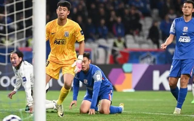 真丢人，中超球队包揽亚冠后三名，国内三连冠稳居倒数第一