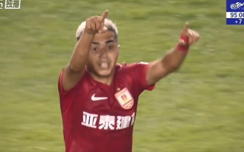 绝平海牛，艾菲尔丁斩获个人职业生涯中超首球