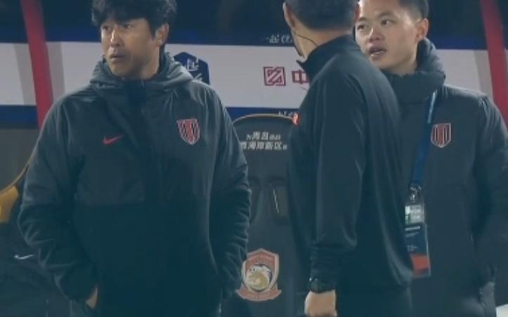 中超争冠太离谱！前三集体刹车，蓉城错失反超良机，海港狂喜