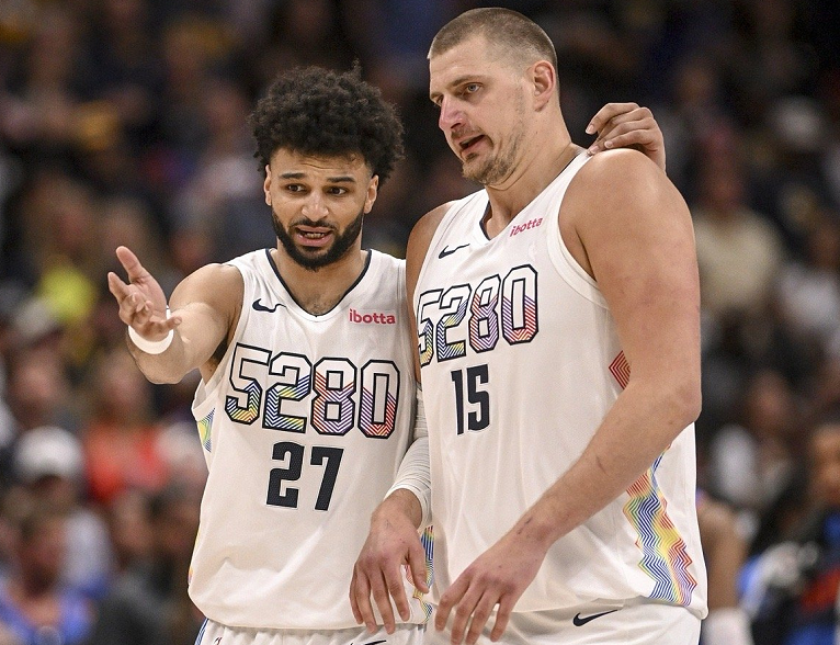 43分+52分！4项生涯新高！NBA最被低估二当家诞生，他能进全明星