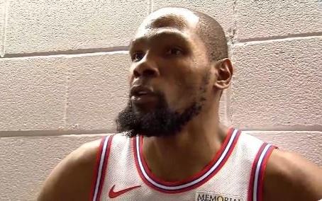 杜兰特：希望申京可以早日康复，在此之前我们要打得更加努力