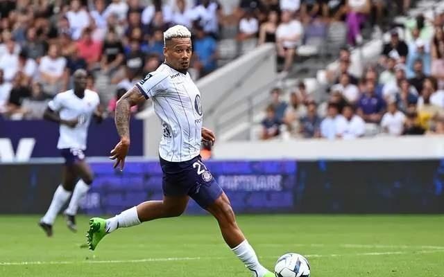 申花要打3前锋拉唐也是吃饼型射手200万欧买贵了刘诚宇没机会