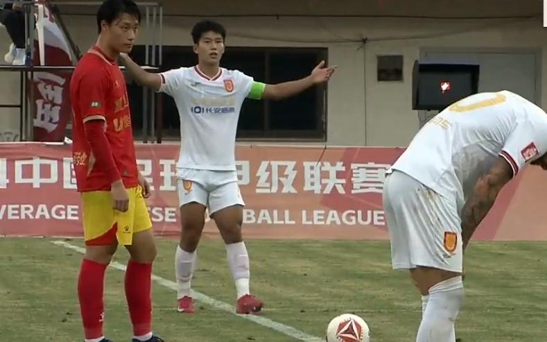 恭喜！重庆足球时隔4年回归中超，川渝德比再现，新武磊值得期待