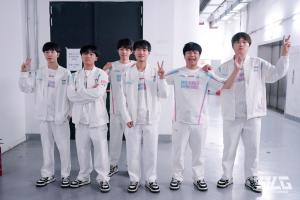 对战iG在即，BLG四人与队内三代打野共聚斗魂竞技场：有Xun没有Wei