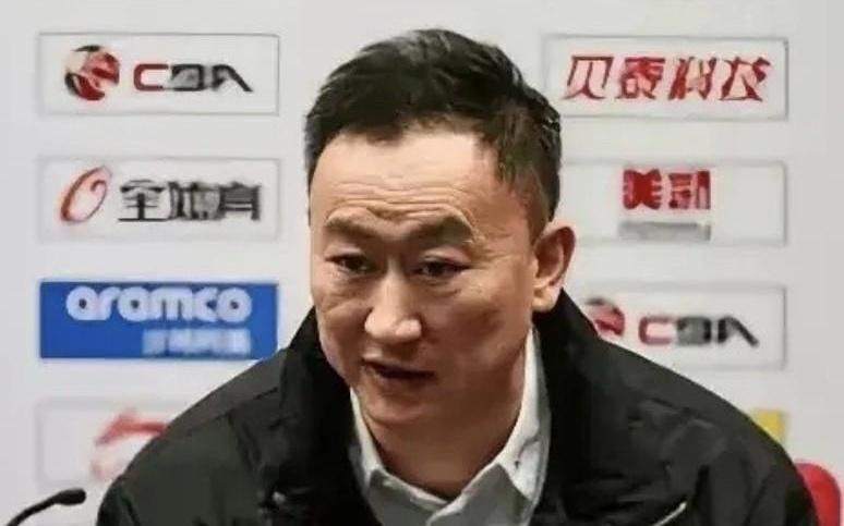 刘维伟：输球最大的责任在教练，目前球队的整体状态确实很差