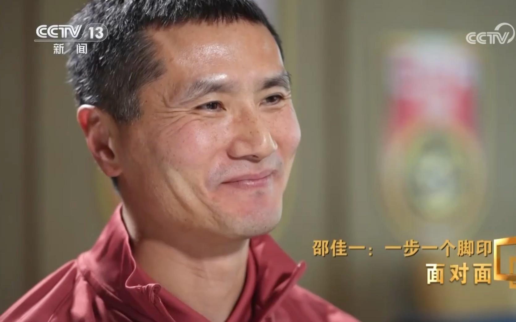 邵佳一：14亿人有14亿个教练苏超、村超球员能在三级联赛站稳再说国足