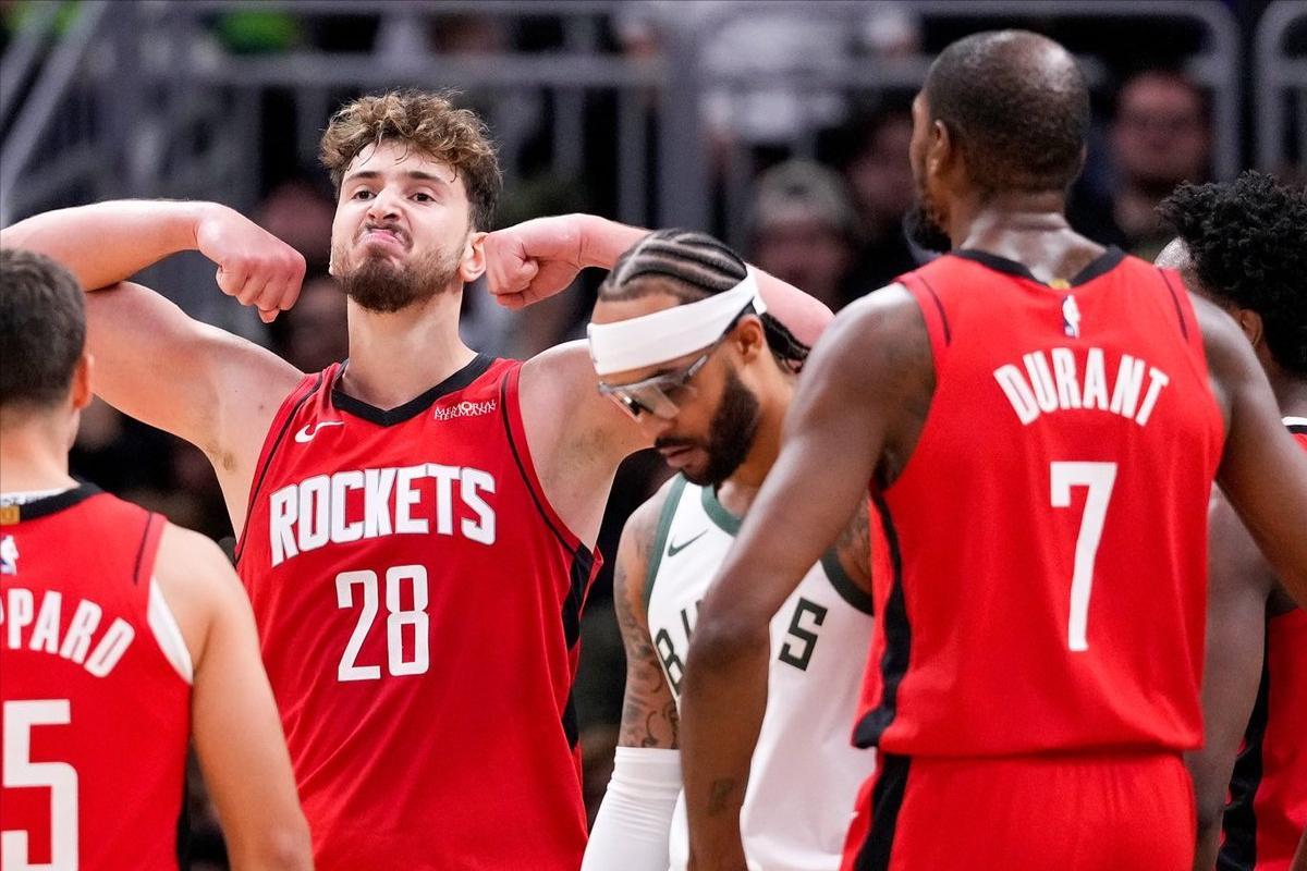 火箭队2人入选！官方MVP榜单更新：约基奇高居第一+文班重返前五