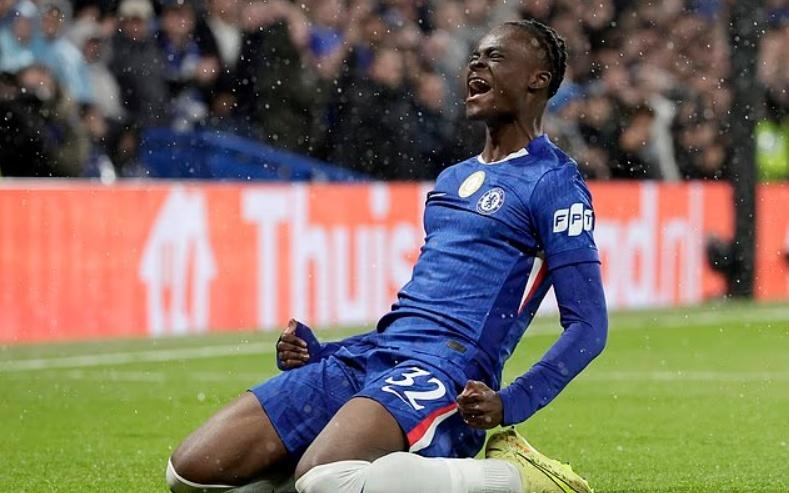 邮报：切尔西将会和乔治谈未来，不打算强行让他转会离队