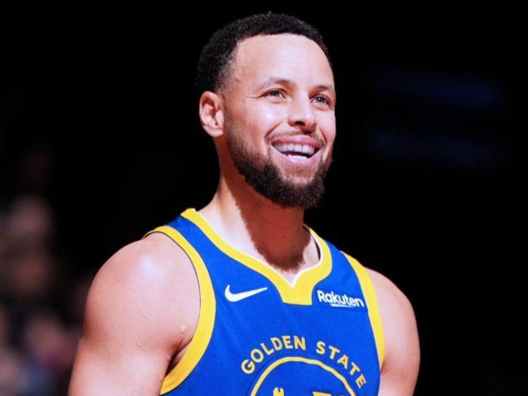 拒逆转！库里31+7全队第二，字母哥34+10格林立功，巴特勒21分9罚