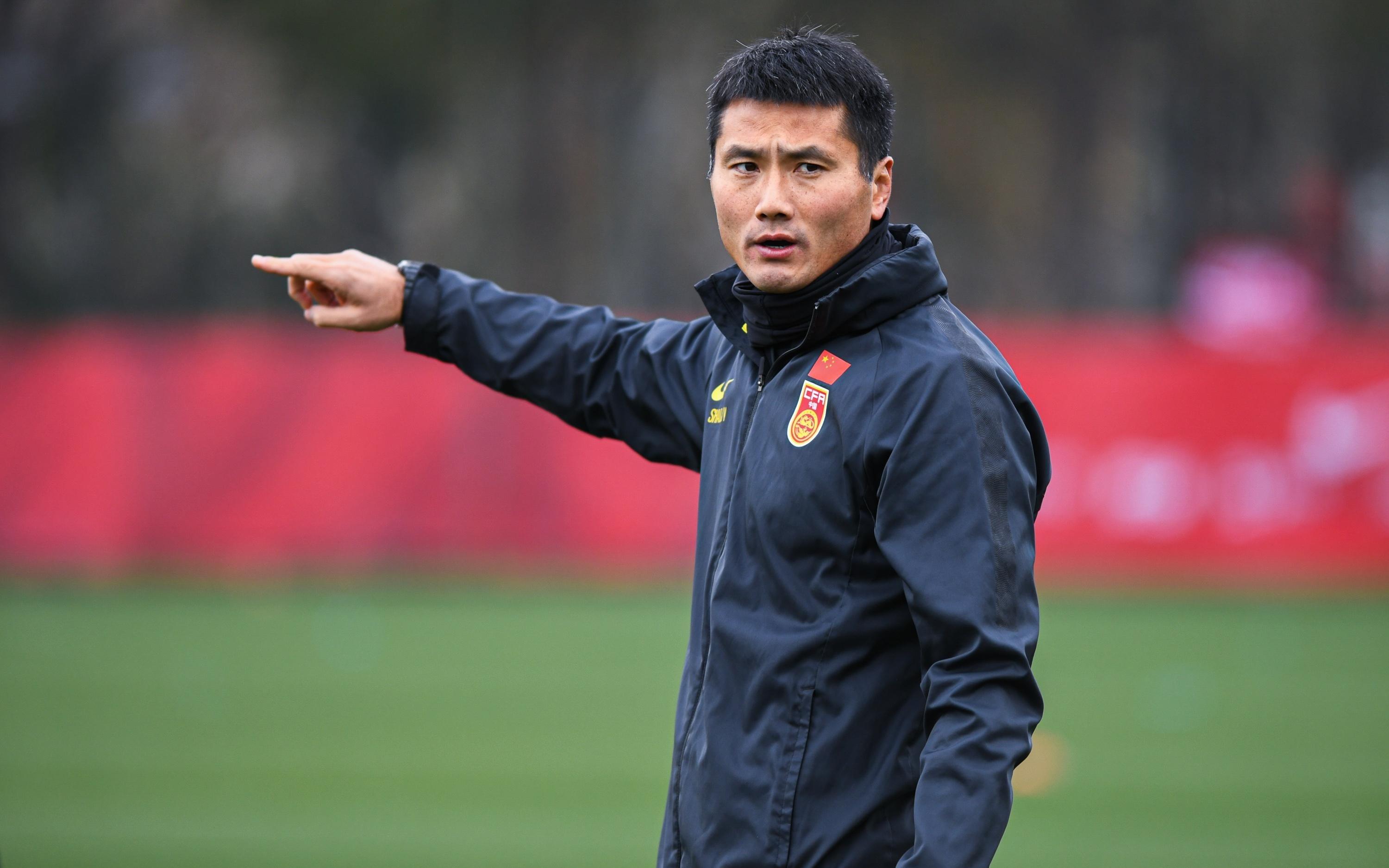 土主洋辅！中超2大名宿将加入国足，获足协认可，再次协助邵佳一