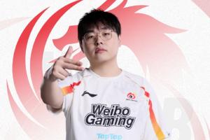 孽恋呼吸微博下铁粉留言一个月从S赛嘲讽呼吸退役到今日哭着求呼吸找工作