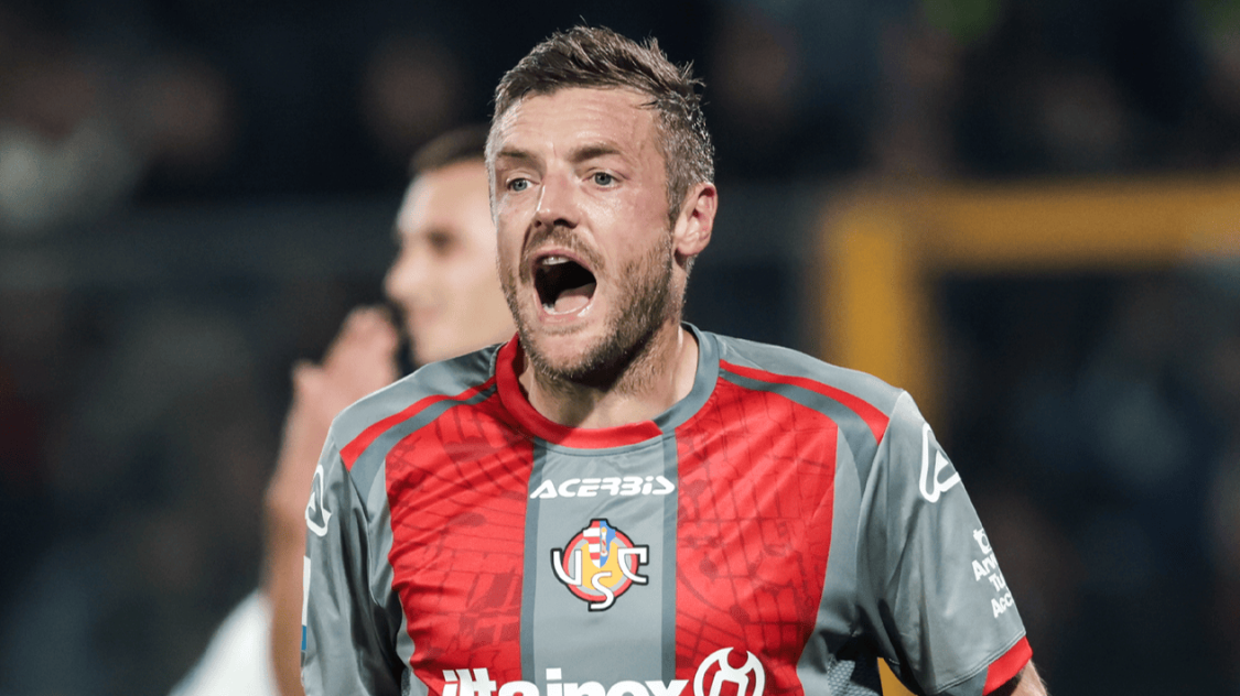 蓝狐宝刀未老，他在意甲焕发新生