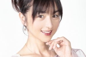 日本声优 樱井智离世，配音的代表角色有《宝可梦》竹兰 《超时空要塞7》米莲·吉纳斯