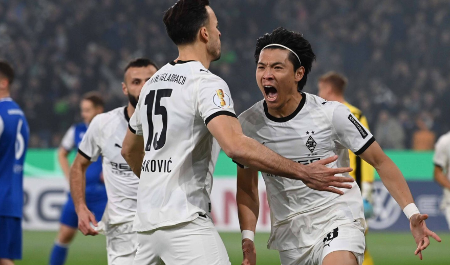 终于赢了！门兴德国杯淘汰卡尔斯鲁厄，结束正式比赛8场不胜