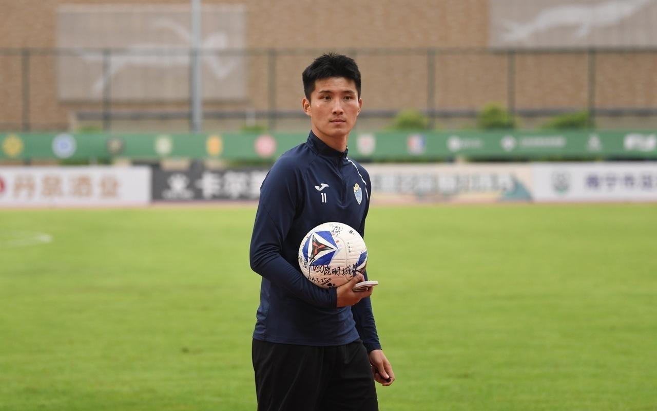 意外！曝费尔南多接近加盟云南玉昆，曾是申花旧将，单赛季轰24球