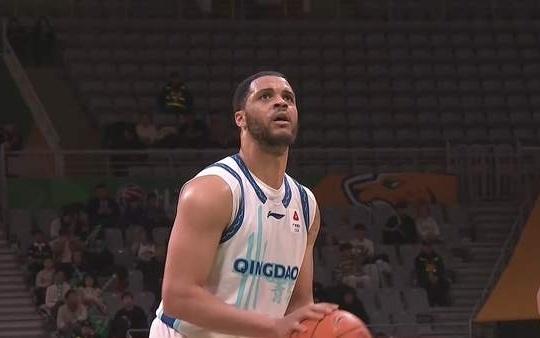 辽篮被黑马狂虐16分！杨鸣输得太憋屈了，新援7投1中堪称大水货