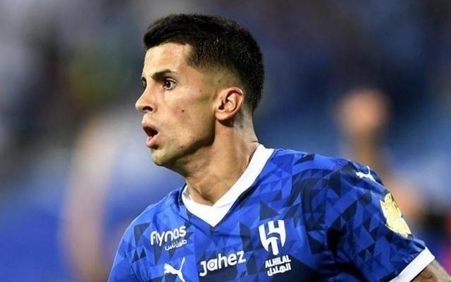 迪马济奥：坎塞洛加盟巴萨的交易接近完成