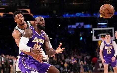 湖人输雄鹿：第一次输掉了“关键之战”