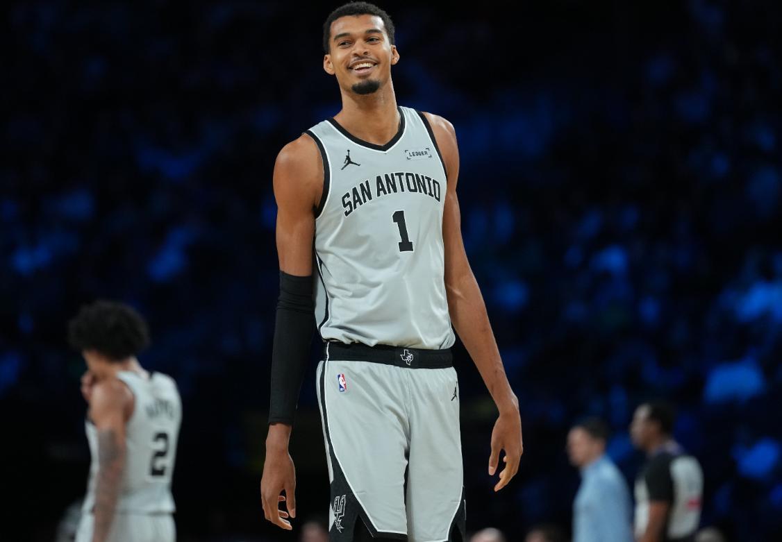 马刺击败雷霆，展示冠军之姿，湖人想要夺冠必须补强！