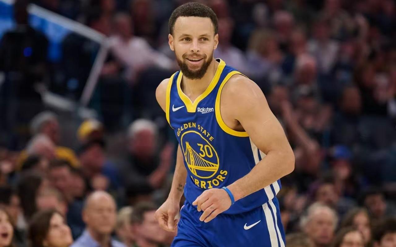 勇士34分大胜国王！一战看清三事实：库里27+10，梅尔顿真适配