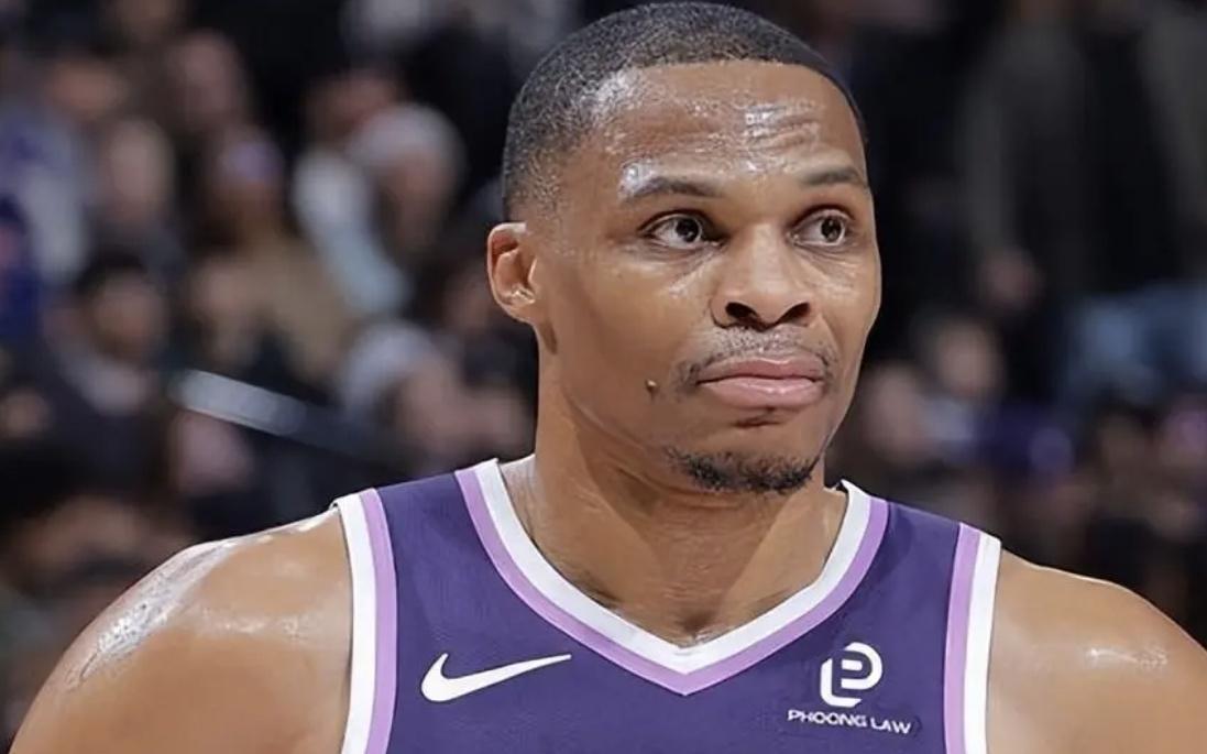 最后33秒威少一攻一防，就是詹姆斯赶走他的真正原因！错怪詹皇了