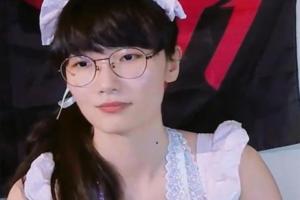 背后必有高人指点抖音主播女版"Faker"横空出世