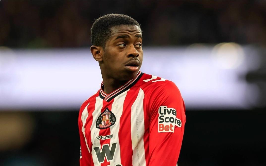 瑞天空：曼联和切尔西在争夺桑德兰中场萨迪基