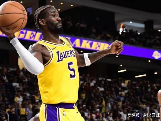 湖人拒绝逆转三喜临门，詹姆斯把控全局，前状元中锋成晴雨表