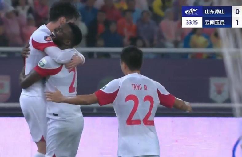 2011中超疯狂一夜！英博被双杀李霄鹏下课吧泰山中卫该换了