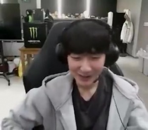 Peanut：我进世界赛LCK夺冠魔咒，那明年就是LPL夺冠了