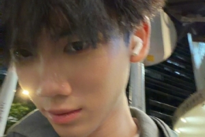 YSKM晒照：感谢官方邀请去tvb解说辛苦各位工作人员了