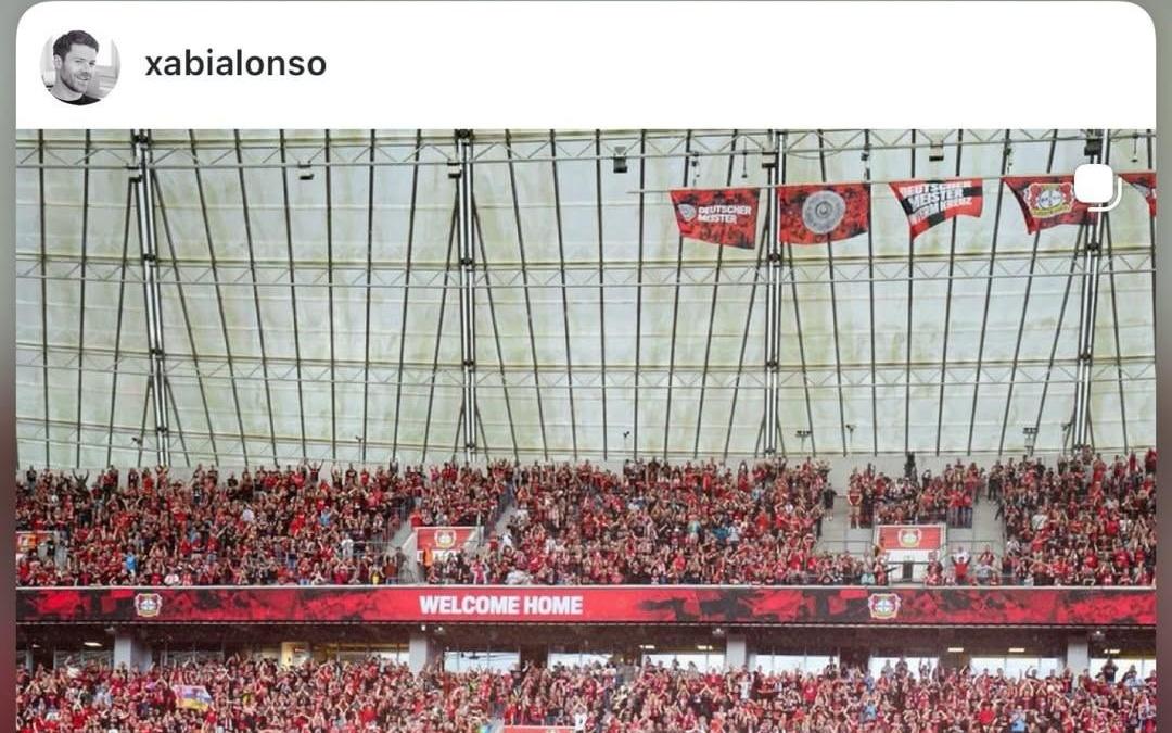 小鹰连发两文痛斥皇马球星：一群被宠坏的孩子把阿隆索赶走了