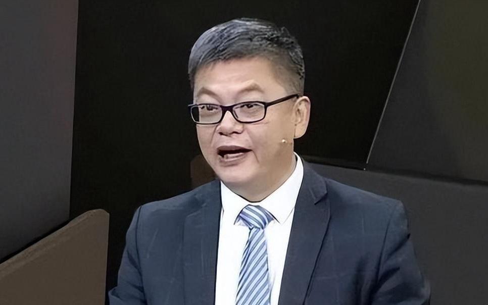 北京打爆广东，徐杰重伤离场，看看专家怎么说，苏群点评一针见血