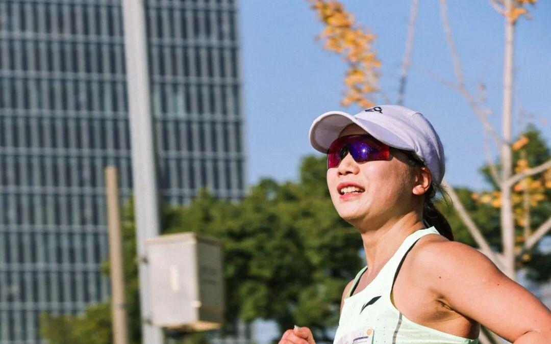 上海马拉松的破三女跑者们